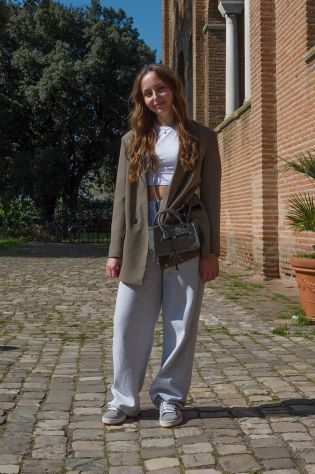 Baby sitter 18enne, paziente e creativa - Lucca e Capannori