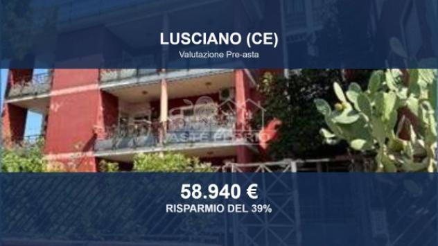 Immobile in asta di 152 m² con più di 5 locali in vendita a Lusciano
