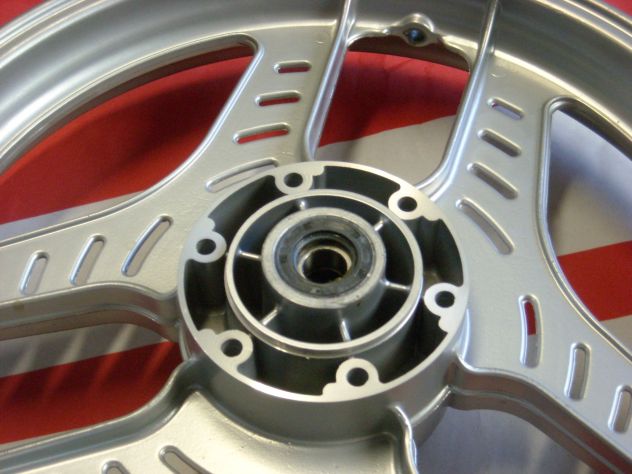 Cerchio Anteriore Gilera RV 125 - Foto 2