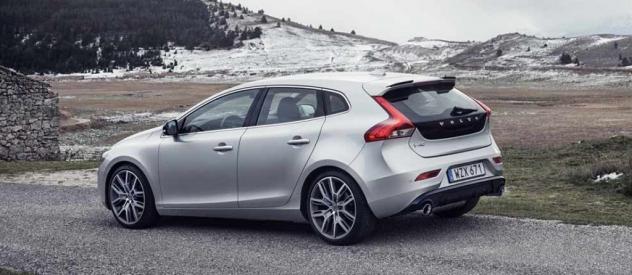volvo v40 ricambi disponibili