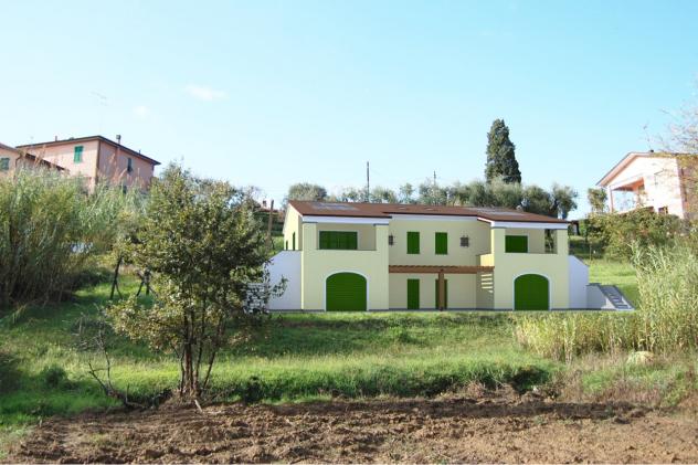 in vendita a Sarzana