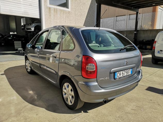 Citroen C4 2.0 HDi FAP Elegance - Foto 7