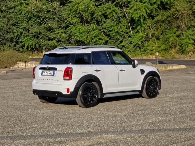 Mini Cooper D Countryman 2.0 Hype CV-150 E6B Automatica 2017 - Foto 6