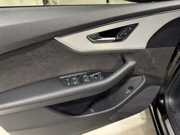 AUDI - Q8 - 50 TDI 286 CV quattro tiptronic S Line - Foto 10
