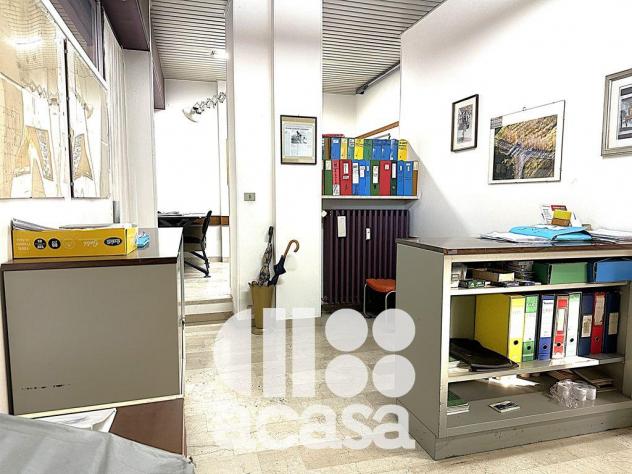 NEGOZIO IN AFFITTO NEL CENTRO CITTA' - Foto 5