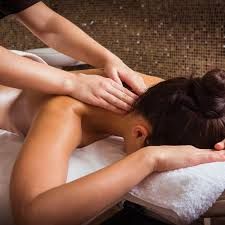 Massaggi olistico per donne Tel:3913405942