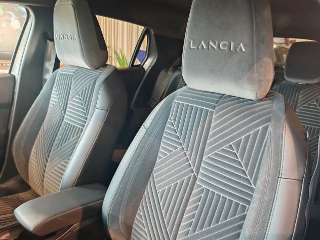 Lancia Ypsilon Elettrica Elettrico 156cv LX - Foto 8