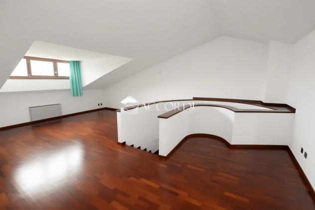 VILLA A SCHIERA di 4 vani e di 252 mq (CAERANO DI SAN MARCO) rif. CM5_1 - Foto 16