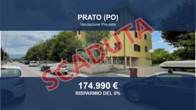 Immobile in asta di 87 m², box auto in vendita a Prato