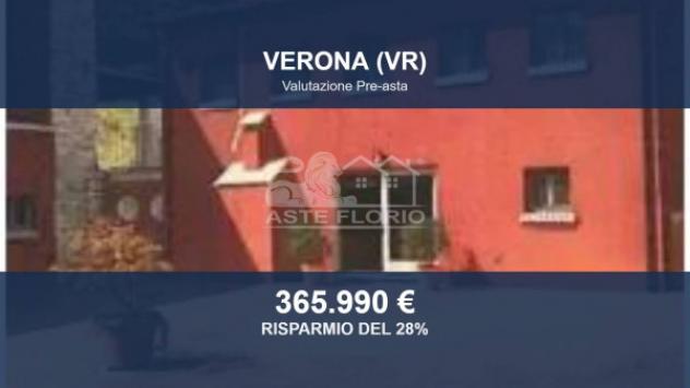 Immobile in asta di 189 m² con più di 5 locali e box auto doppio in vendita a Verona