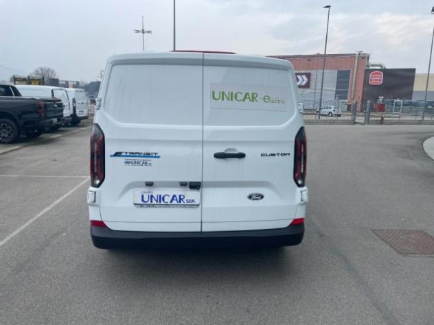 FORD E-Transit CUSTOM VAN 320L1H1 71KW 136CV TREND rif. 23952751 - Foto 6