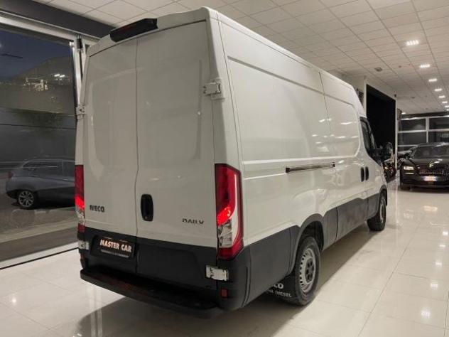 IVECO Daily 35-120 - Foto 4
