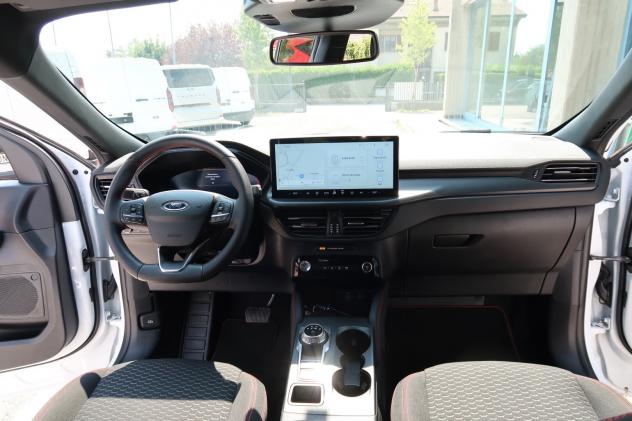 Ford Kuga 2.5 Full Hybrid 180 CV CVT 2WD ST-Line - Foto 7