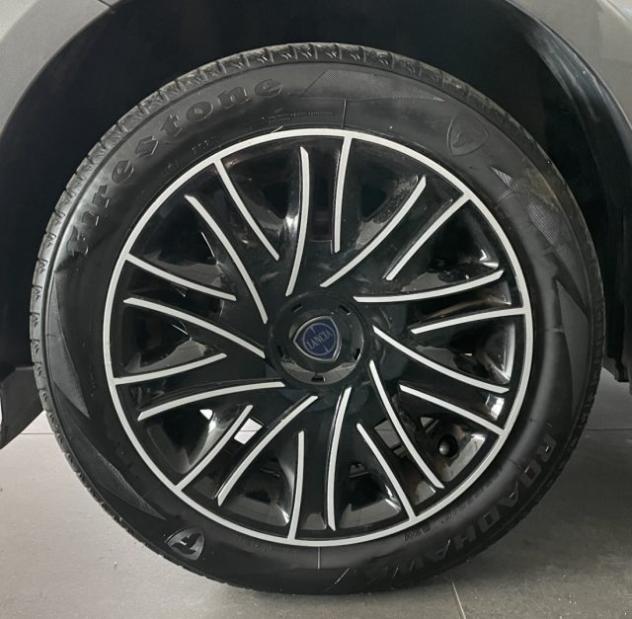 LANCIA Ypsilon 1.0 Hybrid Silver Plus rif. 24097662 - Foto 6