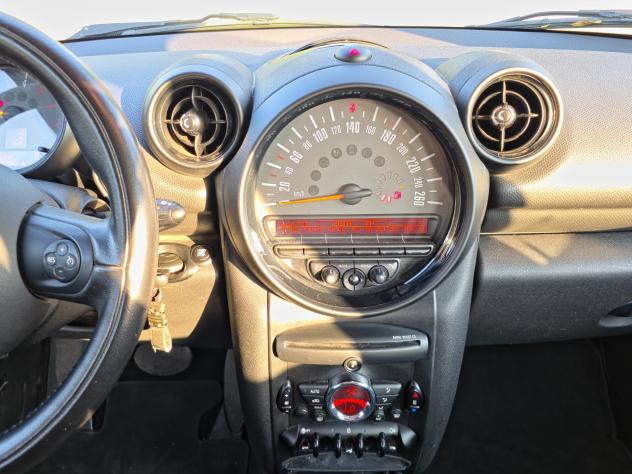 Mini Cooper D Countryman 2.0 Park Lane Plus Automatica E6 NEO 2016 - Foto 10