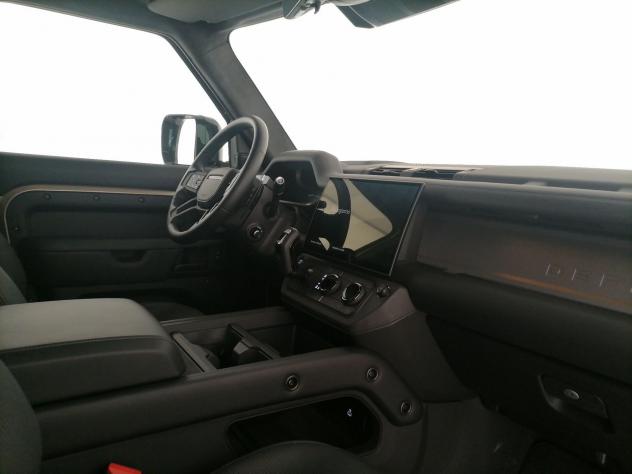 Land Rover Defender Defender 110 4.4 V8 mhev Octa awd 635cv auto - Foto 7