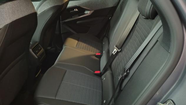 Peugeot 3008 Hybrid 136 Allure e-DCS 6 - Foto 5