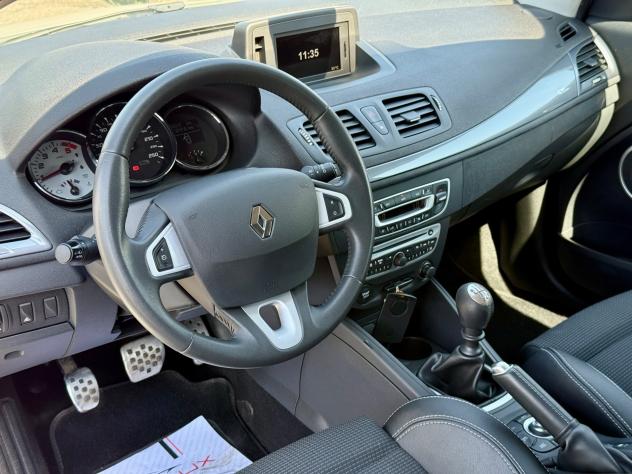 Renault Megane Mane Coup1.5 dCi 110CV Start&Stop GT Line - Foto 8