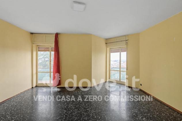Appartamento di 127 m² con 4 locali e box auto in vendita a Bellinzago Novarese - Foto 2