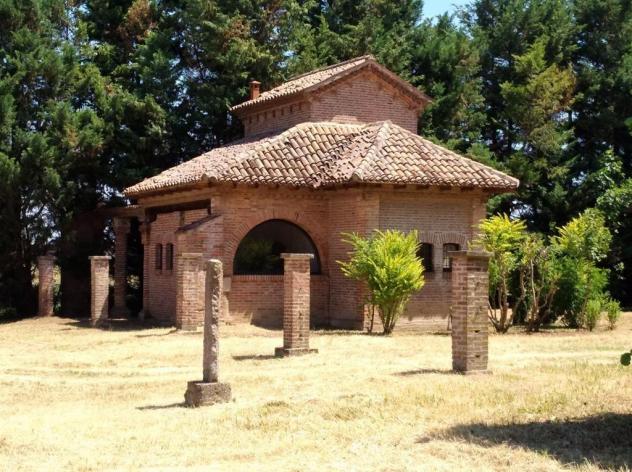 Villa Liberty d’epoca con parco secolare e residenza del custode - Foto 8