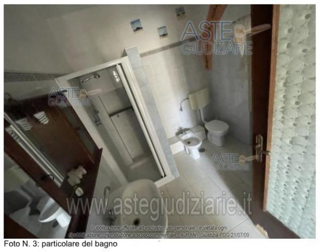 IMMOBILI-IMMOBILE RESIDENZIALE-frazione Pescia Romana, in Strada delle Graticciare, già Via della Perazzeta n. 13 - Foto 4