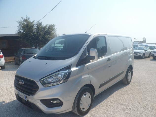 Ford Transit Custom furgone