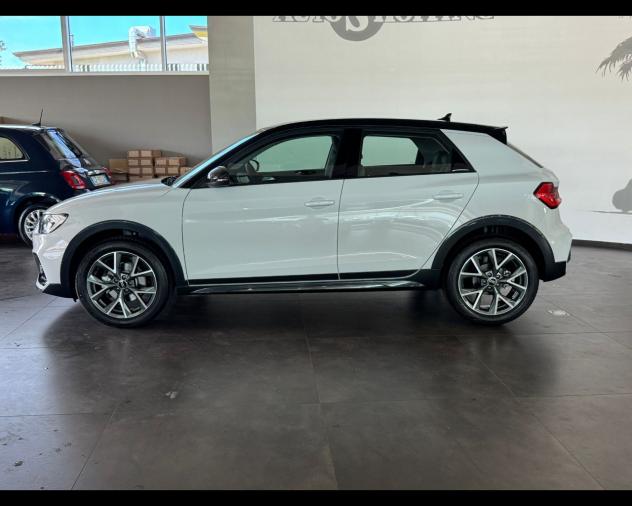 Audi A1 2ª serie allstreet 30 TFSI S tronic Identity Contrast - Foto 4