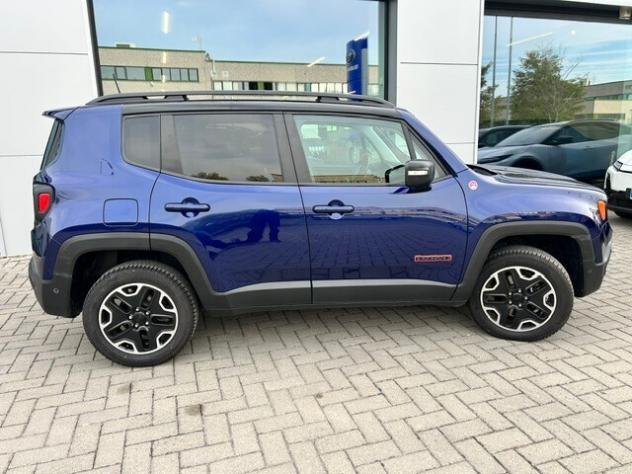 Jeep Renegade 2.0 Mjt 170CV 4WD Active Drive Low Trailhawk - Foto 8