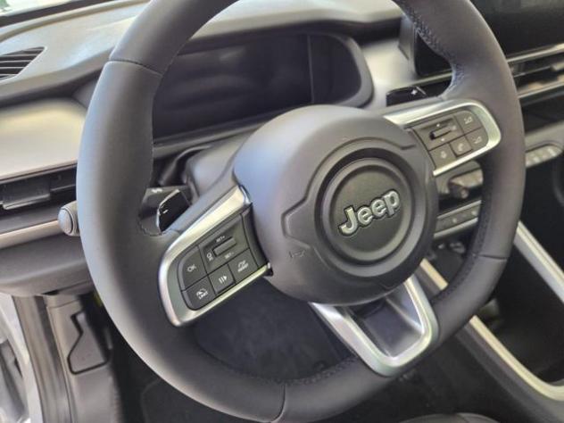 JEEP Avenger 1.2 turbo e-hybrid mhev Summit fwd 110cv edct6 rif. 24094120 - Foto 9