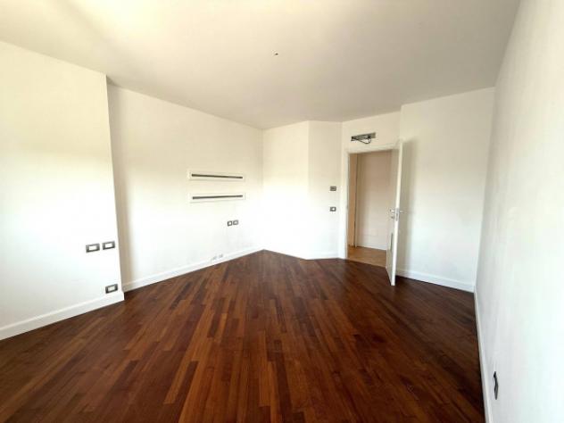 Appartamento di 141 m² con 4 locali e box auto in vendita a Bergamo - Foto 10