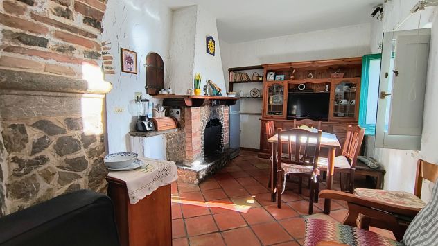 GIFFONI VALLE PIANA Borgo di Terravecchia Indipendente di mq 100