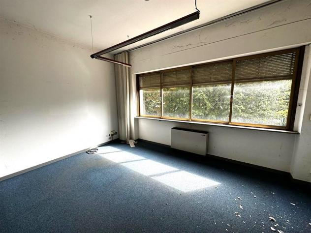 PALAZZINA INTERA UFFICI DA RISTRUTTURARE A OSNAGO - Foto 12