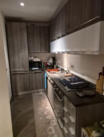 CIAMPINO TRILOCALE ARREDATO CON BALCONE - POSTO AUTO IN GARAGE -