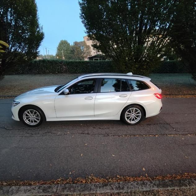BMW Serie 3(G20/1-80/1) 320d 48V Touring - Foto 3