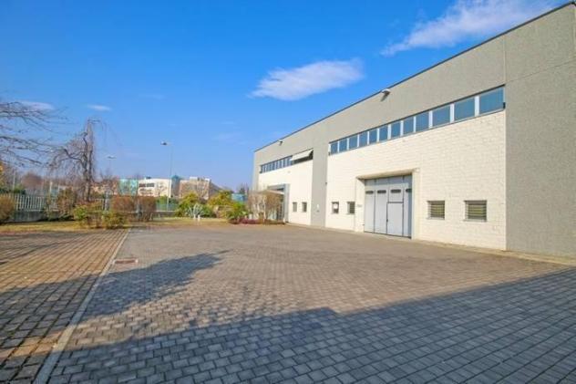 Capannone industriale in vendita a Luni 1600 mq Rif: 1063690