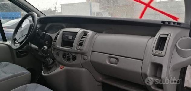 Ricambi Renault Trafic 2.0 D del 2007 - Foto 6
