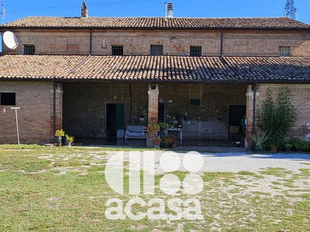 CASA COLONICA VINCOLATA DA RISTRUTTURARE - Foto 4