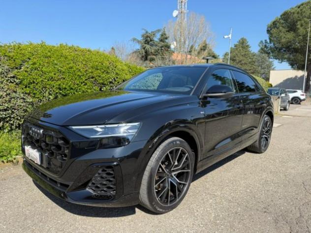 AUDI Q8 50 TDI 286 CV quattro S line edition Black Pack rif. 23952698