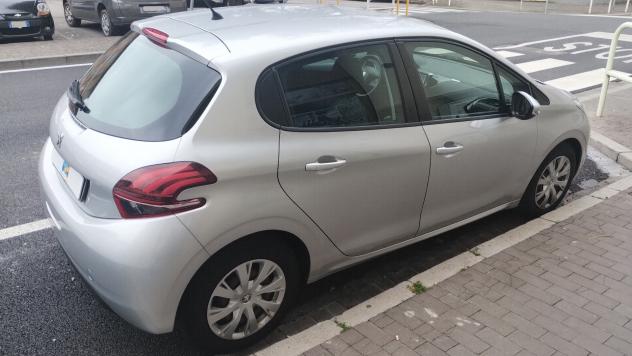 Peugeot 208 BlueHDi 75 5 porte Allure - Foto 9