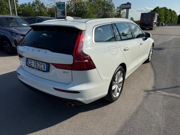 Volvo V60 B4 2.0 197 CV Geartronic Momentum Business Pro - Foto 4