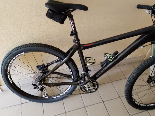 MOUNTAIN BIKE IN CARBONIO SHIMANO XT - Foto 4