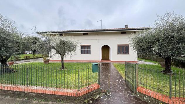 Viareggina in vendita a Porcari 130 mq Rif: 1405175