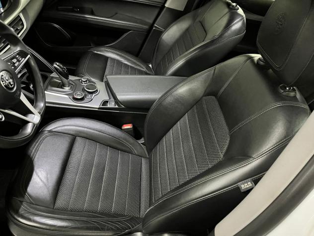 Alfa Romeo Stelvio 2.2 Turbodiesel 180 CV AT8 Executive - Foto 5