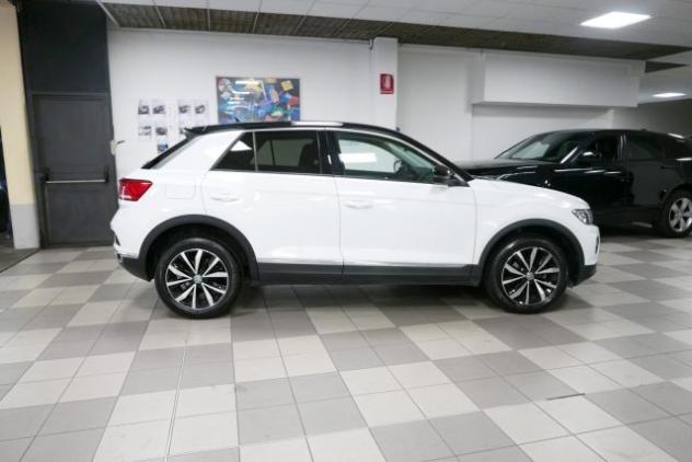 VOLKSWAGEN T-Roc 1.0 TSI 115 CV Style BlueMotion Technology rif. 23977469 - Foto 3