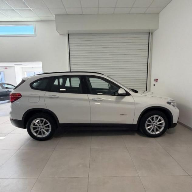 BMW X1 sDrive18d Business rif. 24051595 - Foto 7