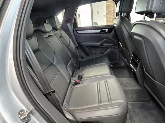 Porsche Cayenne 3.0 V6 E-Hybrid - Foto 8
