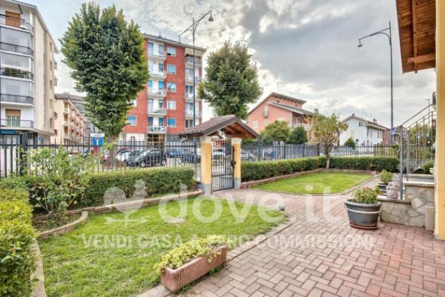 Villa di 300 m² con 5 locali in vendita a Beinasco - Foto 3