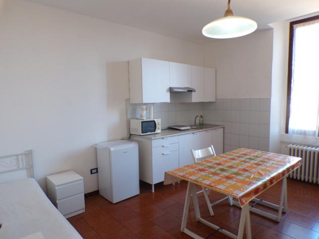 Stanza in appartamento in affitto a Pavia - Foto 4