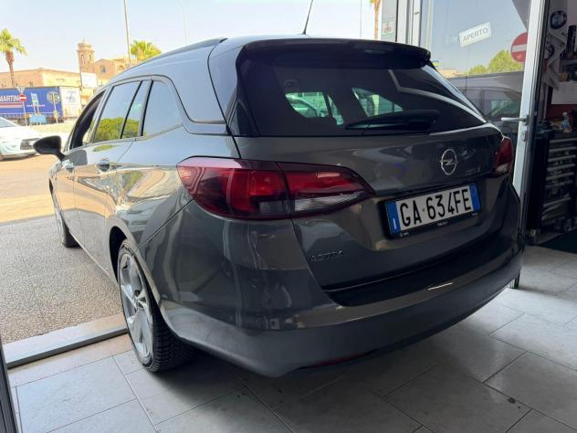 Opel Astra 1.5 CDTI 122 CV Sports Tourer 2020 - Foto 4