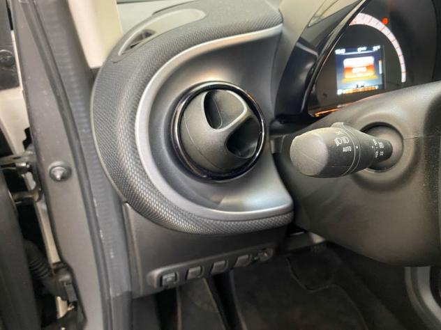 smart fortwo Fortwo 1.0 Passion 71cv twinamic PANORAMA - Foto 10